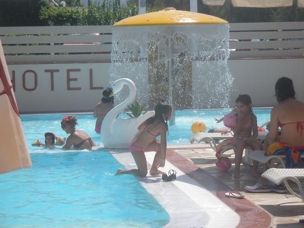 Aphrodite Beach Hotel Vatera Extérieur photo